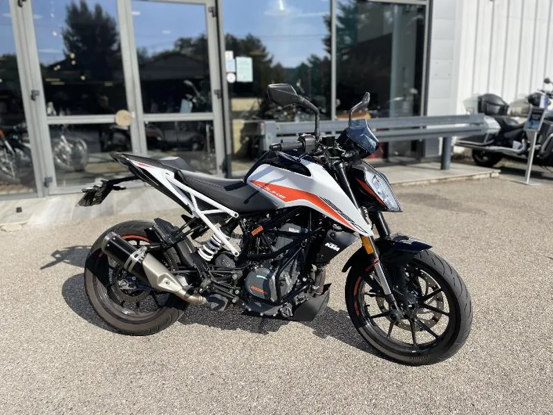 390 DUKE ABS