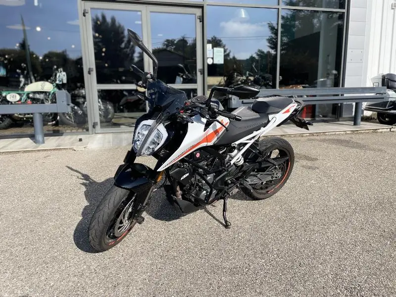 390 DUKE ABS