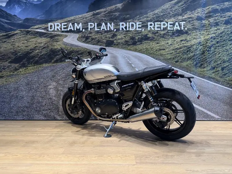 SPEED TWIN 1200