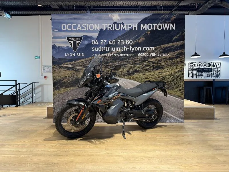 890 ADVENTURE