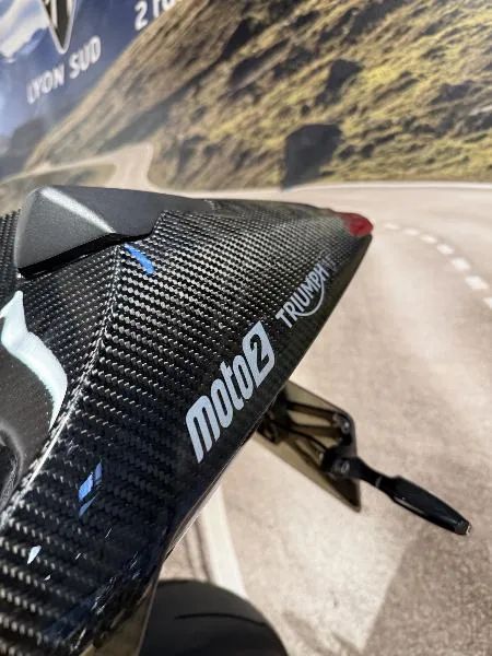 DAYTONA 765 Moto 2