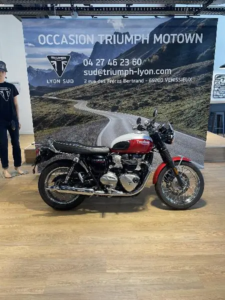 Bonneville T100