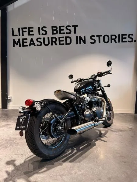 Bonneville Bobber 1200