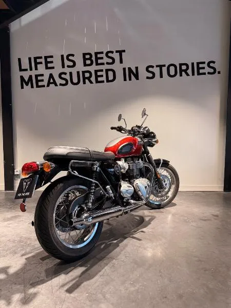 BONNEVILLE T120