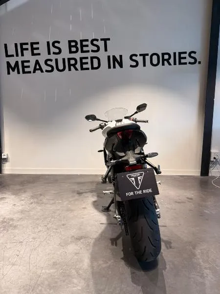 	DAYTONA 660