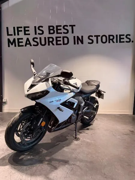	DAYTONA 660