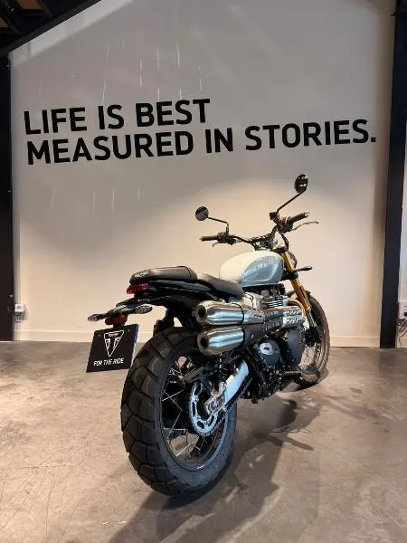 SCRAMBLER 900