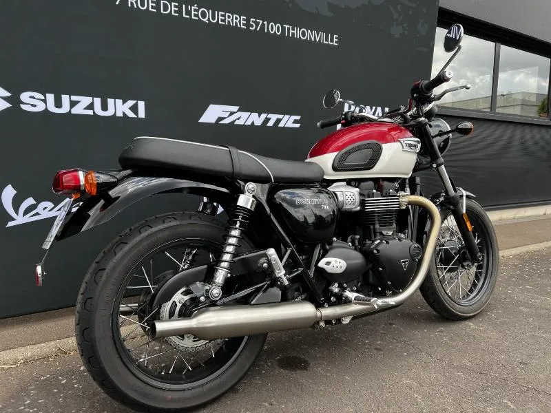 BONNEVILLE T100 900