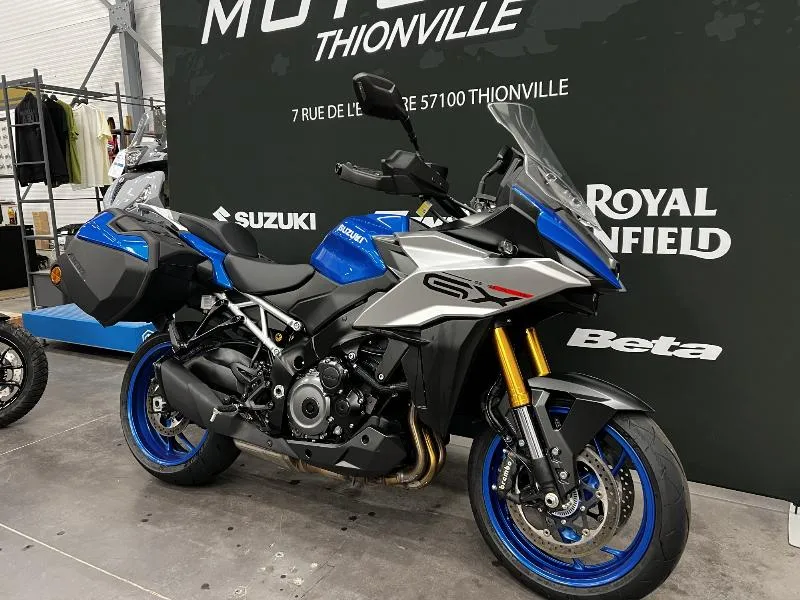 GSXS 1000 GX