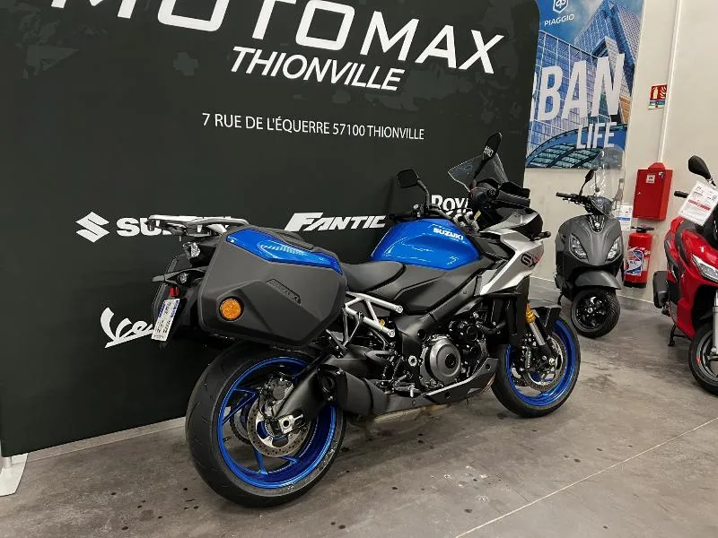GSXS 1000 GX