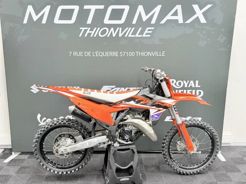 125 SX
