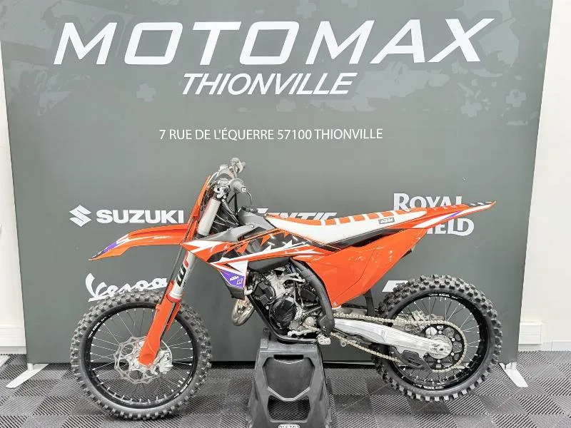 125 SX