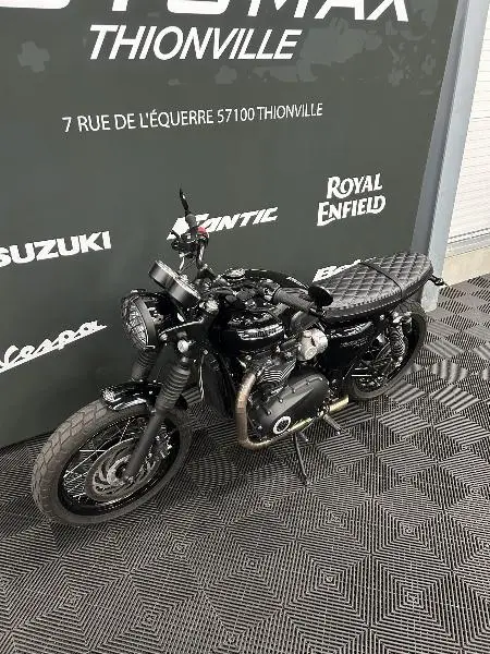 Bonneville T120 Black