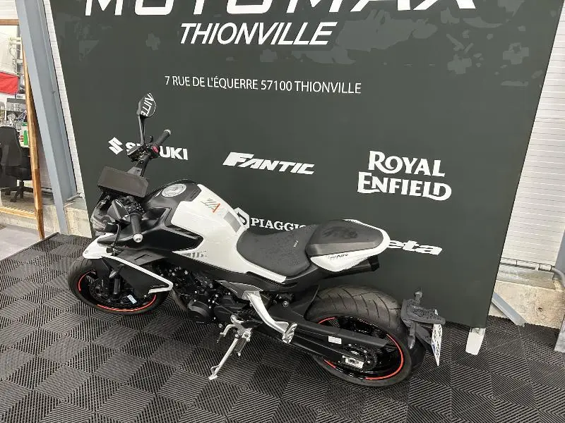 NK 800 Advanced