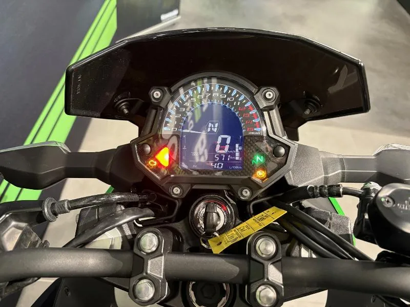 Z 400 PERFORMANCE