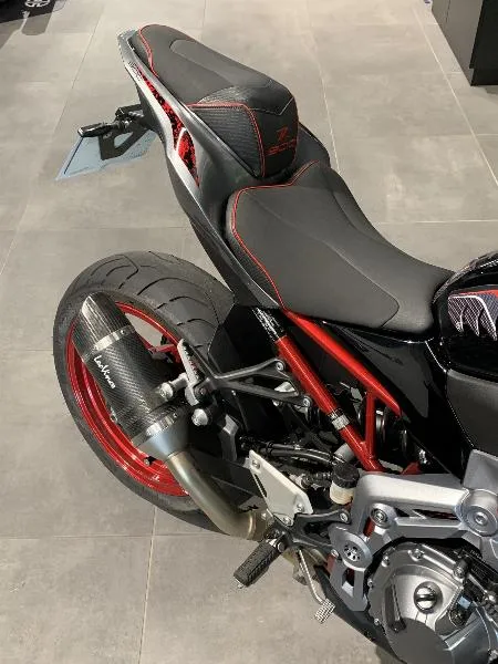 Z 900