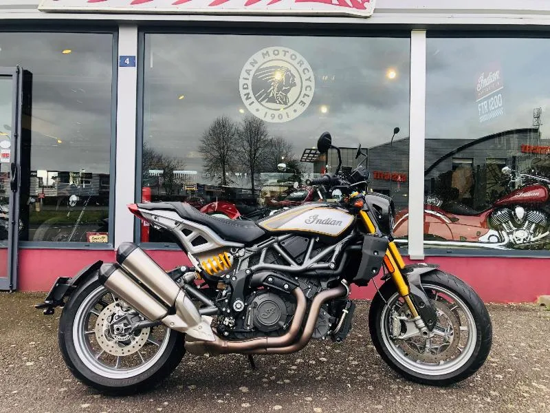 FTR 1200 R CARBON