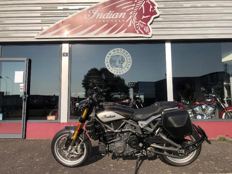 FTR 1200 R CARBON