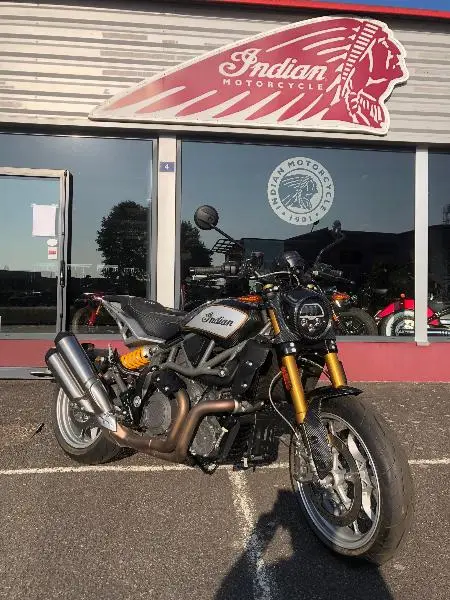 FTR 1200 R CARBON