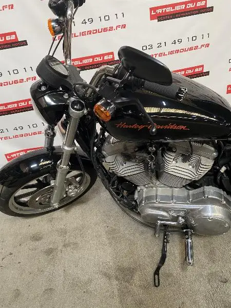 SPORTSTER 883
