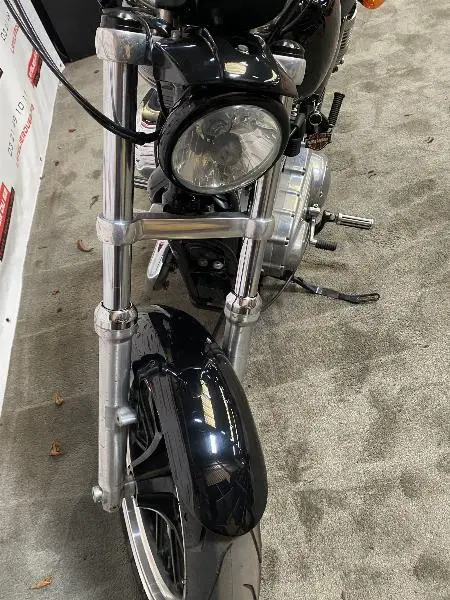 SPORTSTER 883