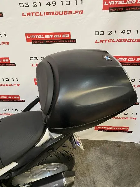 R 1200 R