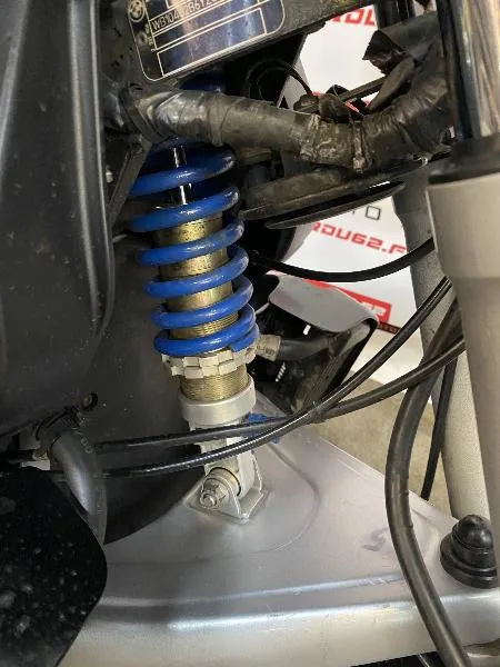 R 1100 R