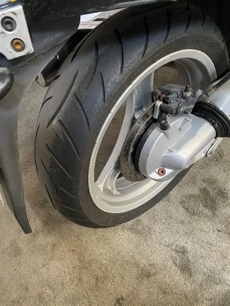 R 1100 R