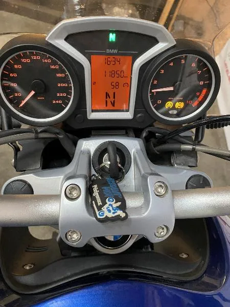 R 1200 R