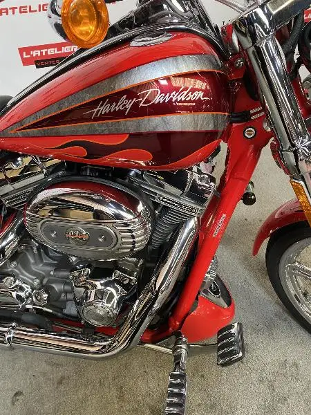 HarleyDavidson FXDSE2 Screamin Eagle Dyna 