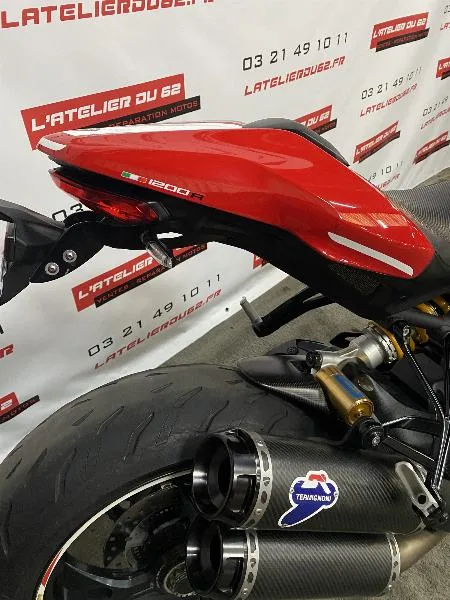 Monster 1200 R