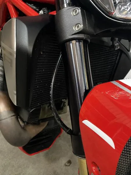 Monster 1200 R