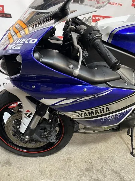 YZF 1000 R1