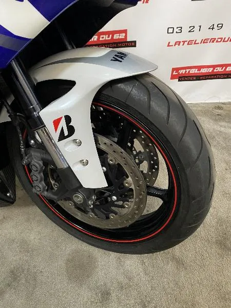 YZF 1000 R1