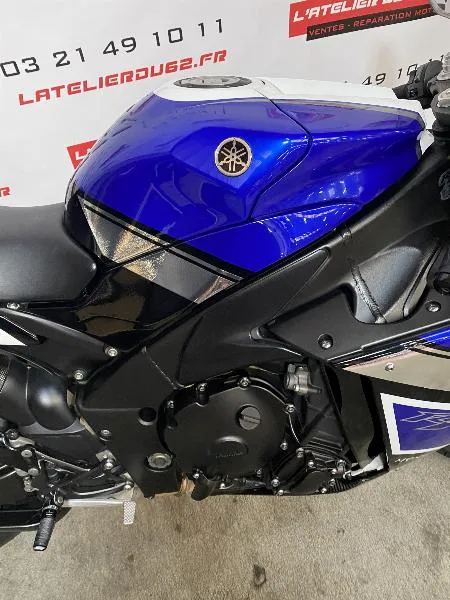 YZF 1000 R1