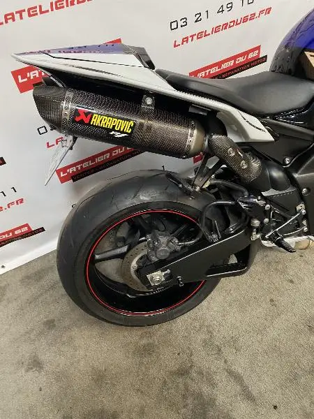 YZF 1000 R1