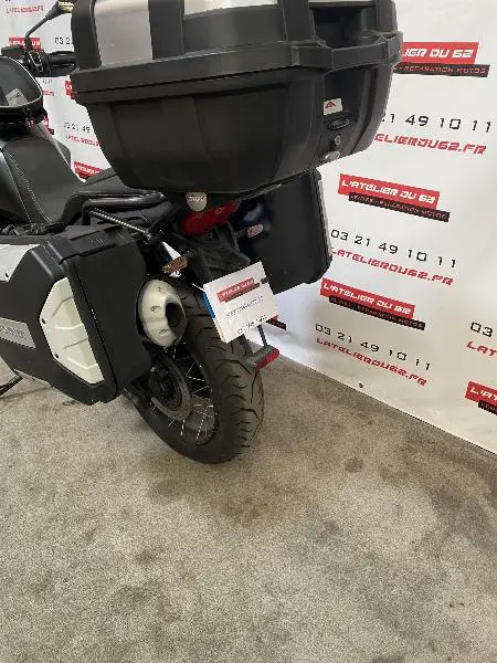 V85 TT 850