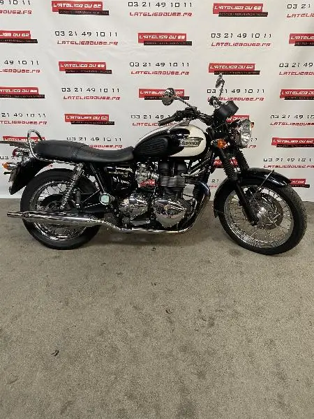 Bonneville T100