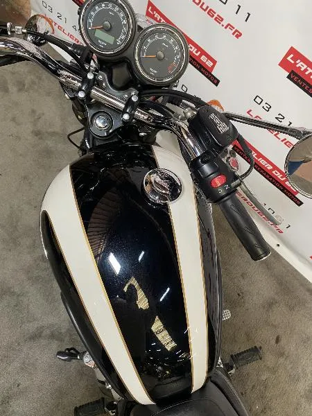 Bonneville T100