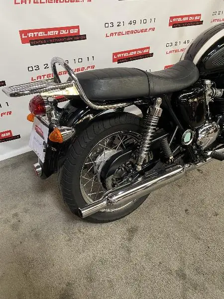 Bonneville T100