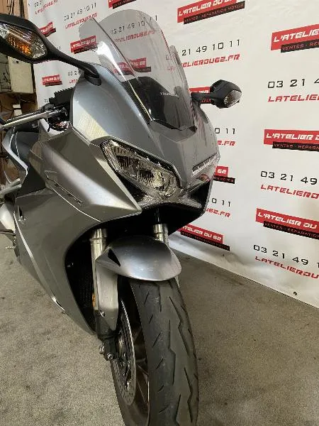 VFR 800 VTEC