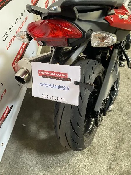 F 800 R