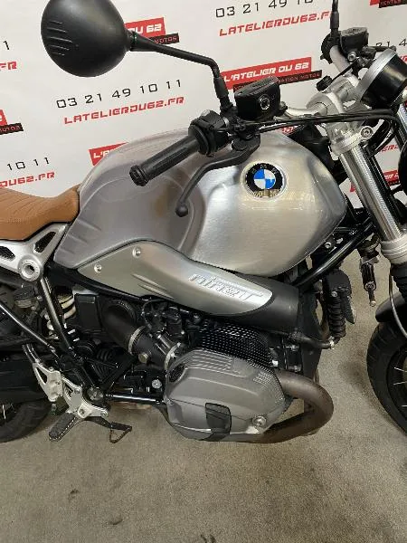R NineT