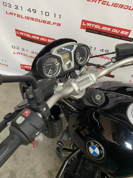 R NineT