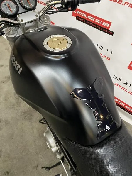 600 MONSTER
