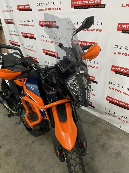 390 ADVENTURE