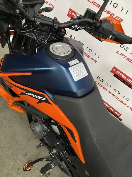 390 ADVENTURE