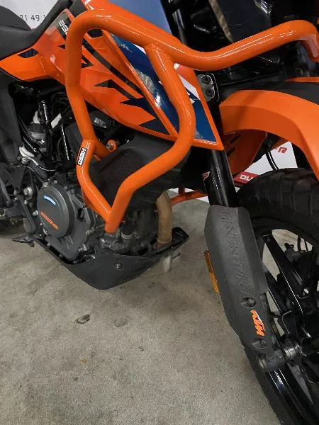 390 ADVENTURE