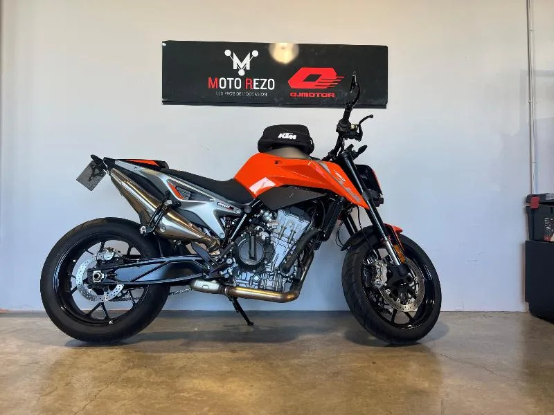 790 DUKE ABS