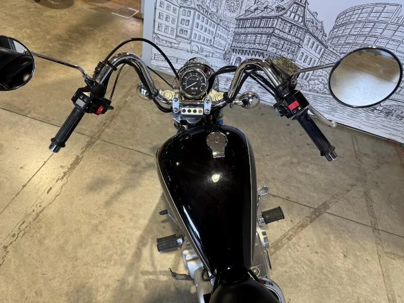 VIRAGO 125